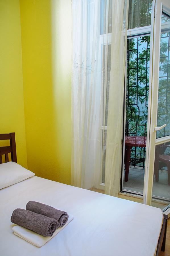 קייב Golden Globus Hostel מראה חיצוני תמונה