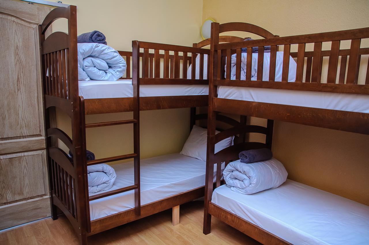 קייב Golden Globus Hostel מראה חיצוני תמונה