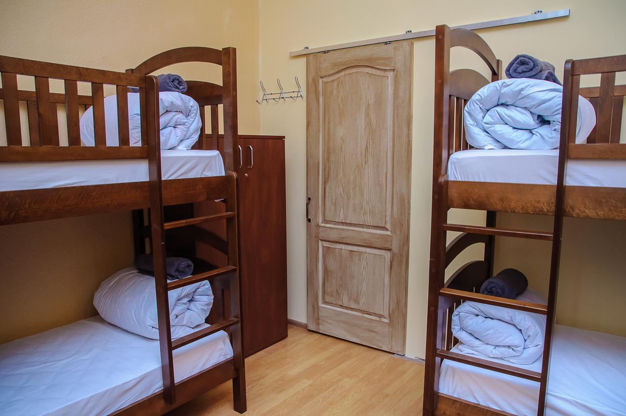 קייב Golden Globus Hostel מראה חיצוני תמונה