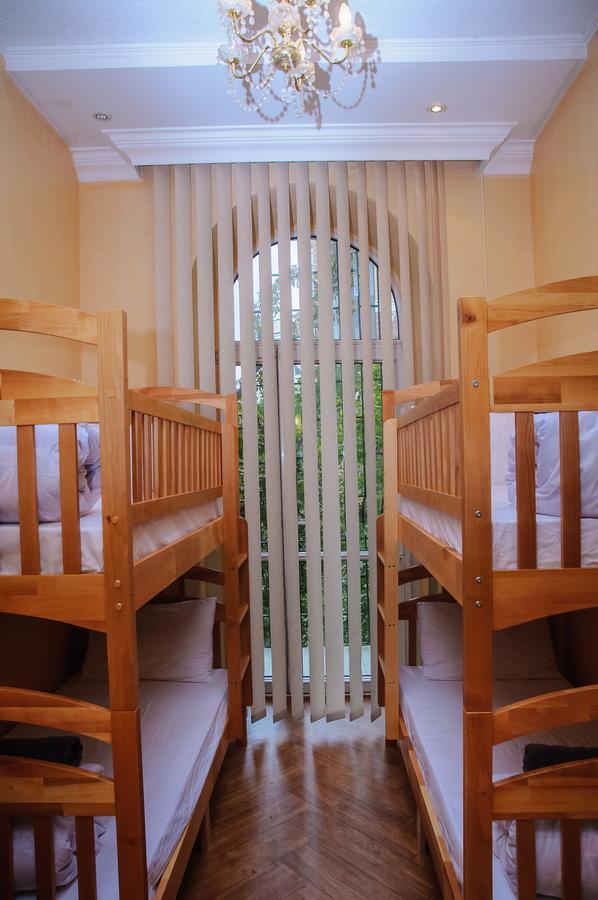 קייב Golden Globus Hostel חדר תמונה