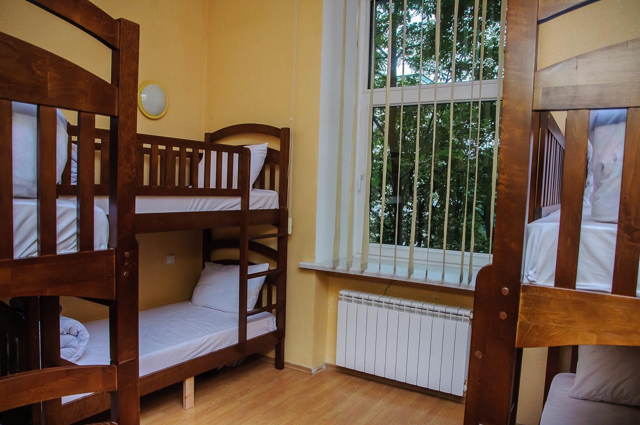 קייב Golden Globus Hostel חדר תמונה