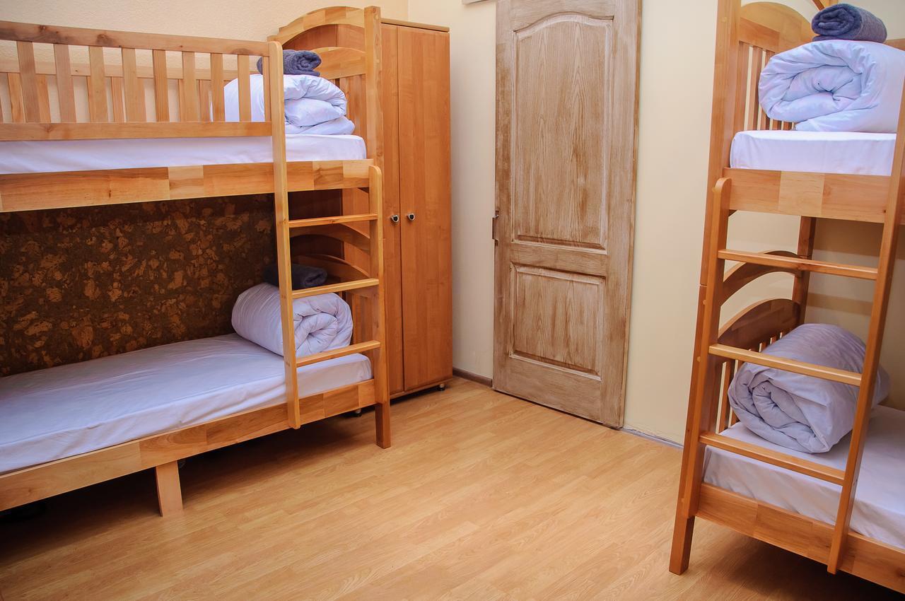 קייב Golden Globus Hostel מראה חיצוני תמונה